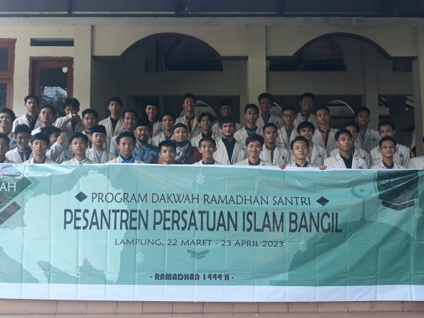 Terbaik dari kalian karena belajar dana mengajar Al Quran